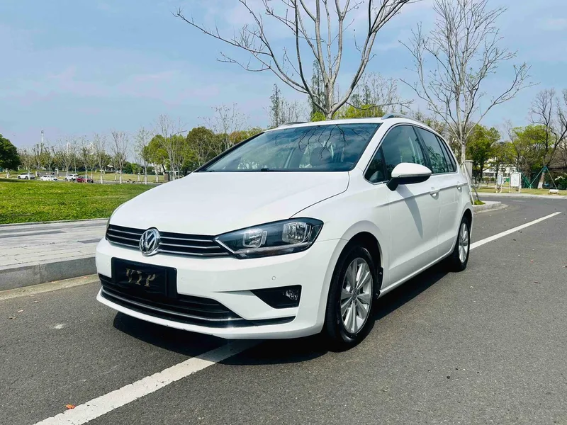 Volkswagen Golf Sportsvan 2018 230TSI automatic aggressive type exterior photo 1 Volkswagen Golf Sportsvan 2018 230TSI automatic aggressive type exterior photo 1