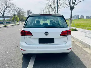 Volkswagen Golf Sportsvan 2018 230TSI automatic aggressive type exterior photo 6 Volkswagen Golf Sportsvan 2018 230TSI automatic aggressive type exterior photo 6