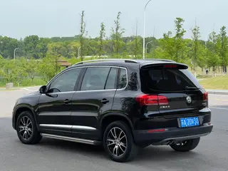 Volkswagen Tiguan 2015 1.8TSI Automatic two-drive luxury type exterior photo 7 Volkswagen Tiguan 2015 1.8TSI Automatic two-drive luxury type exterior photo 7