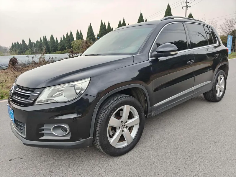 Volkswagen Tiguan 2013 1.8TSI Automatic four-wheel drive comfort version exterior photo 1 Volkswagen Tiguan 2013 1.8TSI Automatic four-wheel drive comfort version exterior photo 1