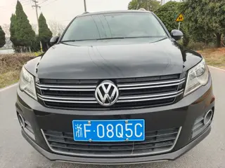 Volkswagen Tiguan 2013 1.8TSI Automatic four-wheel drive comfort version exterior photo 2 Volkswagen Tiguan 2013 1.8TSI Automatic four-wheel drive comfort version exterior photo 2