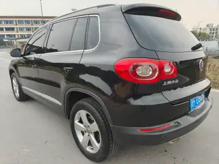 Volkswagen Tiguan 2013 1.8TSI Automatic four-wheel drive comfort version exterior photo 4 Volkswagen Tiguan 2013 1.8TSI Automatic four-wheel drive comfort version exterior photo 4