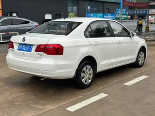Volkswagen Jetta 2015 1.6L Automatic fashion type exterior photo 4 Volkswagen Jetta 2015 1.6L Automatic fashion type exterior photo 4