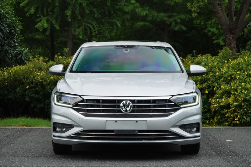 Volkswagen Sagitar 2019 280TSI DSG Comfortable Country VI exterior photo 2 Volkswagen Sagitar 2019 280TSI DSG Comfortable Country VI exterior photo 2
