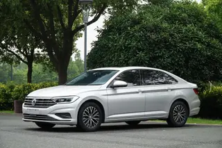 Volkswagen Sagitar 2019 280TSI DSG Comfortable Country VI exterior photo 3 Volkswagen Sagitar 2019 280TSI DSG Comfortable Country VI exterior photo 3