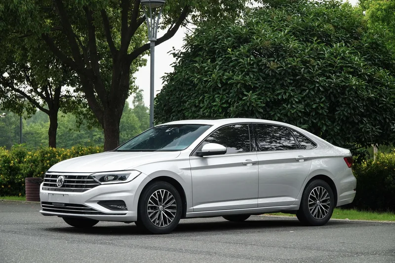 Volkswagen Sagitar 2019 280TSI DSG Comfortable Country VI exterior photo 3 Volkswagen Sagitar 2019 280TSI DSG Comfortable Country VI exterior photo 3