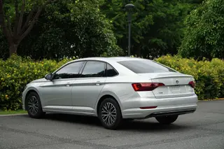 Volkswagen Sagitar 2019 280TSI DSG Comfortable Country VI interior photo 11 Volkswagen Sagitar 2019 280TSI DSG Comfortable Country VI interior photo 11