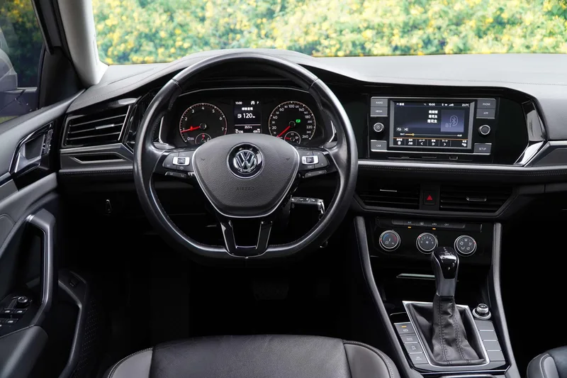 Volkswagen Sagitar 2019 280TSI DSG Comfortable Country VI interior photo 13 Volkswagen Sagitar 2019 280TSI DSG Comfortable Country VI interior photo 13