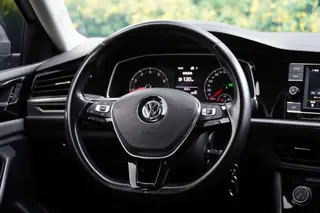 Volkswagen Sagitar 2019 280TSI DSG Comfortable Country VI interior photo 17 Volkswagen Sagitar 2019 280TSI DSG Comfortable Country VI interior photo 17