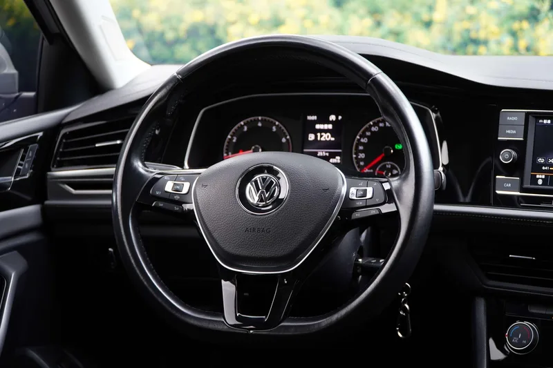 Volkswagen Sagitar 2019 280TSI DSG Comfortable Country VI interior photo 17 Volkswagen Sagitar 2019 280TSI DSG Comfortable Country VI interior photo 17
