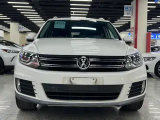 Volkswagen Tiguan 2015 1.8TSI Version confort automatique à deux roues motrices extérieur photo 3 Volkswagen Tiguan 2015 1.8TSI Version confort automatique à deux roues motrices extérieur photo 3