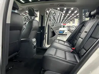 Volkswagen Tiguan 2015 1.8TSI Version confort automatique à deux roues motrices intérieur photo 8 Volkswagen Tiguan 2015 1.8TSI Version confort automatique à deux roues motrices intérieur photo 8