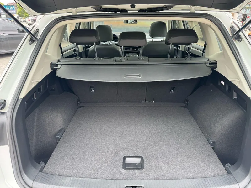 Volkswagen Tayron 2019 Journey Edition 280TSI Two-wheel-drive luxury model Country VI interior photo 11 Volkswagen Tayron 2019 Journey Edition 280TSI Two-wheel-drive luxury model Country VI interior photo 11