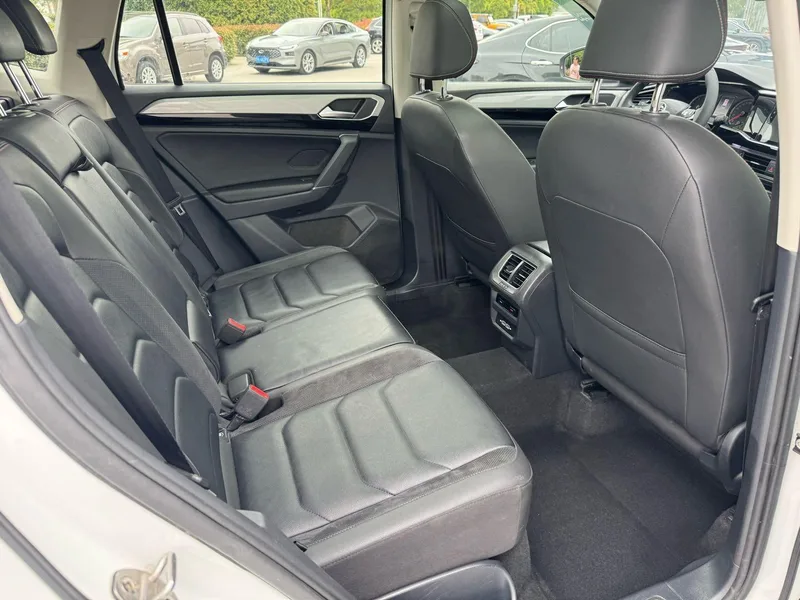 Volkswagen Tayron 2019 Journey Edition 280TSI Two-wheel-drive luxury model Country VI interior photo 12 Volkswagen Tayron 2019 Journey Edition 280TSI Two-wheel-drive luxury model Country VI interior photo 12