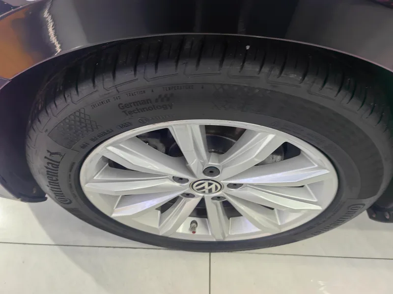 Volkswagen Magotan 2019 330TSI DSG Leading Type Country VI exterior photo 4 Volkswagen Magotan 2019 330TSI DSG Leading Type Country VI exterior photo 4