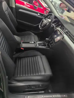 Volkswagen Magotan 2019 330TSI DSG Leading Type Country VI interior photo 16 Volkswagen Magotan 2019 330TSI DSG Leading Type Country VI interior photo 16