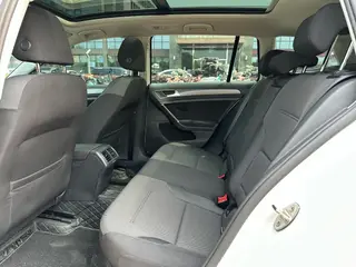 Volkswagen Golf 2019 1.8TSI Travel version exterior photo 9 Volkswagen Golf 2019 1.8TSI Travel version exterior photo 9