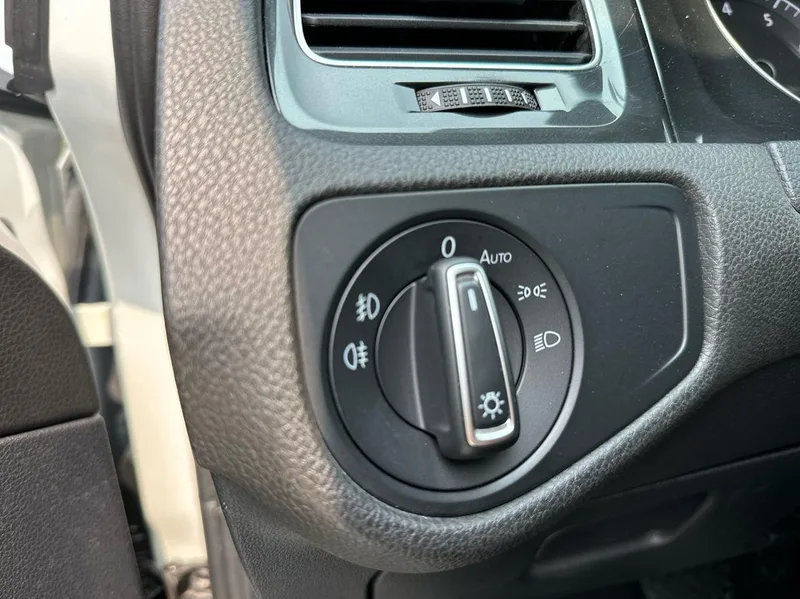 Volkswagen Golf 2019 1.8TSI Travel version interior photo 17 Volkswagen Golf 2019 1.8TSI Travel version interior photo 17