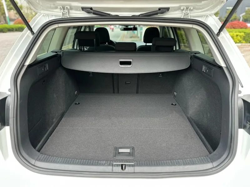 Volkswagen Golf 2019 1.8TSI Travel version interior photo 20 Volkswagen Golf 2019 1.8TSI Travel version interior photo 20