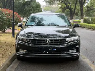 Volkswagen Magotan 2020 330TSI DSG Luxury type exterior photo 2 Volkswagen Magotan 2020 330TSI DSG Luxury type exterior photo 2