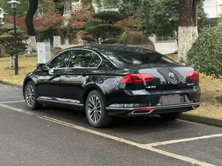 Volkswagen Magotan 2020 330TSI DSG Luxury type exterior photo 4 Volkswagen Magotan 2020 330TSI DSG Luxury type exterior photo 4
