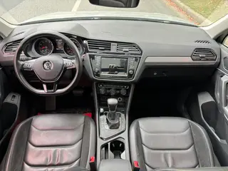 Volkswagen Tiguan L 2017 380TSI Automatic four-wheel drive deluxe edition exterior photo 9 Volkswagen Tiguan L 2017 380TSI Automatic four-wheel drive deluxe edition exterior photo 9