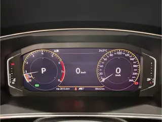 Volkswagen Tiguan L 2020 330TSI Automatic two-wheel drive R-Line Flagship Edition Country VI interior photo 10 Volkswagen Tiguan L 2020 330TSI Automatic two-wheel drive R-Line Flagship Edition Country VI interior photo 10