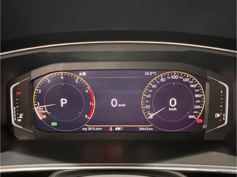 Volkswagen Tiguan L 2020 330TSI Automatic two-wheel drive R-Line Flagship Edition Country VI interior photo 10 Volkswagen Tiguan L 2020 330TSI Automatic two-wheel drive R-Line Flagship Edition Country VI interior photo 10