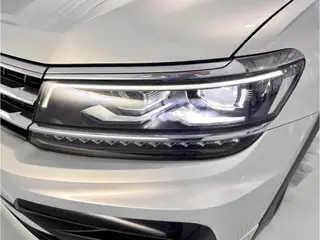 Volkswagen Tiguan L 2020 330TSI Automatic two-wheel drive R-Line Flagship Edition Country VI interior photo 15 Volkswagen Tiguan L 2020 330TSI Automatic two-wheel drive R-Line Flagship Edition Country VI interior photo 15