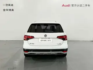 Volkswagen C-TREK 2018 230TSI DSG Comfortable exterior photo 5 Volkswagen C-TREK 2018 230TSI DSG Comfortable exterior photo 5