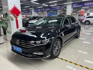 Volkswagen Magotan 2020 330TSI DSG Люксовый