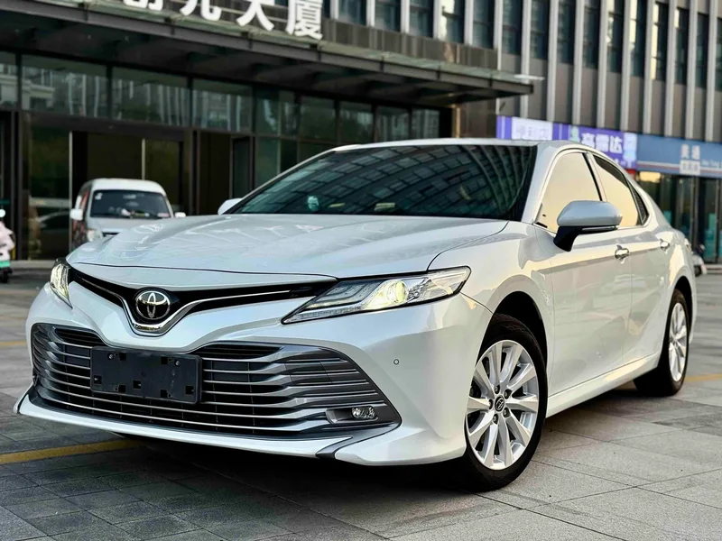 Toyota Camry 2019 2.0G Luxury Edition Country VI exterior photo 4 Toyota Camry 2019 2.0G Luxury Edition Country VI exterior photo 4