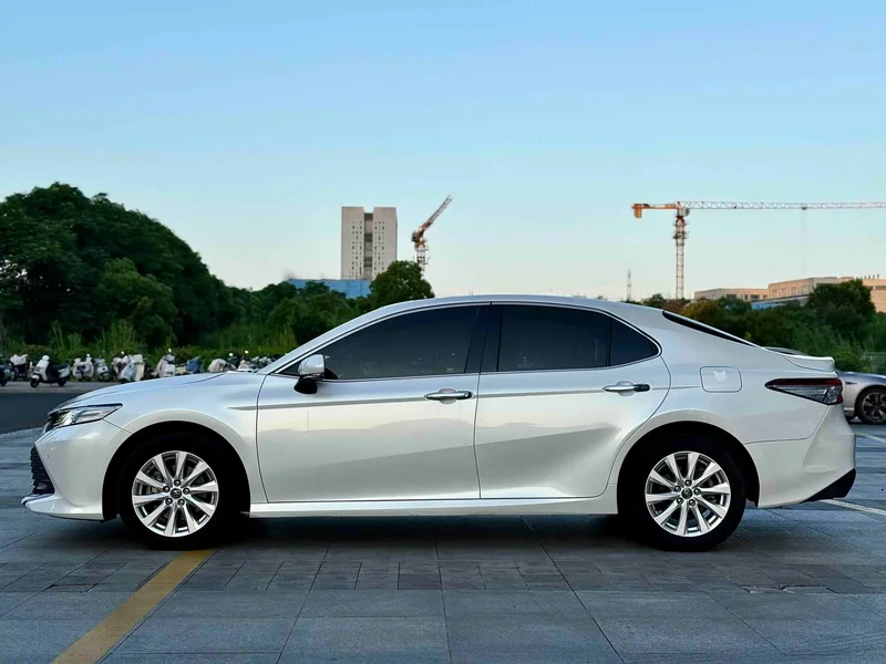 Toyota Camry 2019 2.0G Luxury Edition Country VI exterior photo 7 Toyota Camry 2019 2.0G Luxury Edition Country VI exterior photo 7