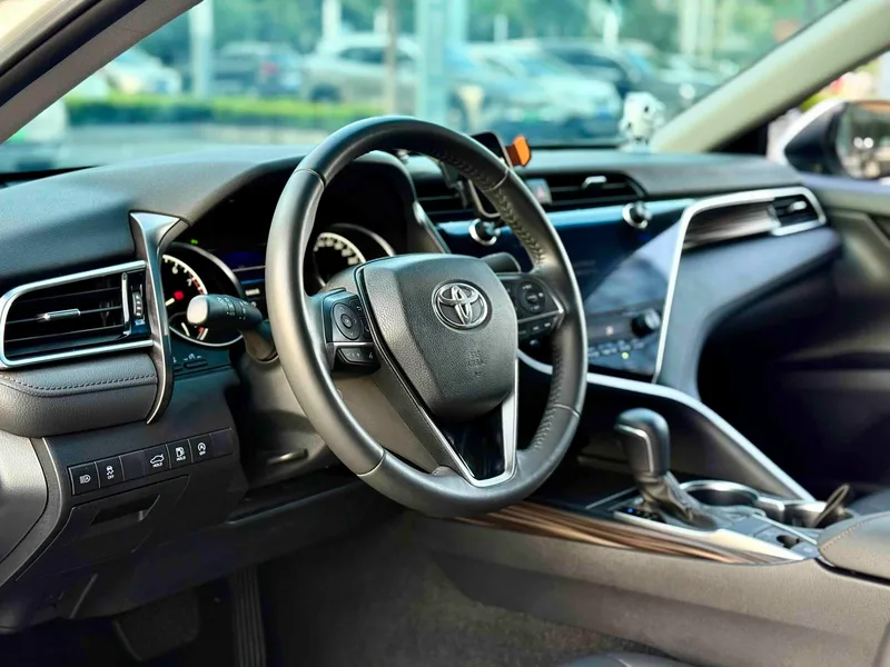 Toyota Camry 2019 2.0G Luxury Edition Country VI interior photo 10 Toyota Camry 2019 2.0G Luxury Edition Country VI interior photo 10