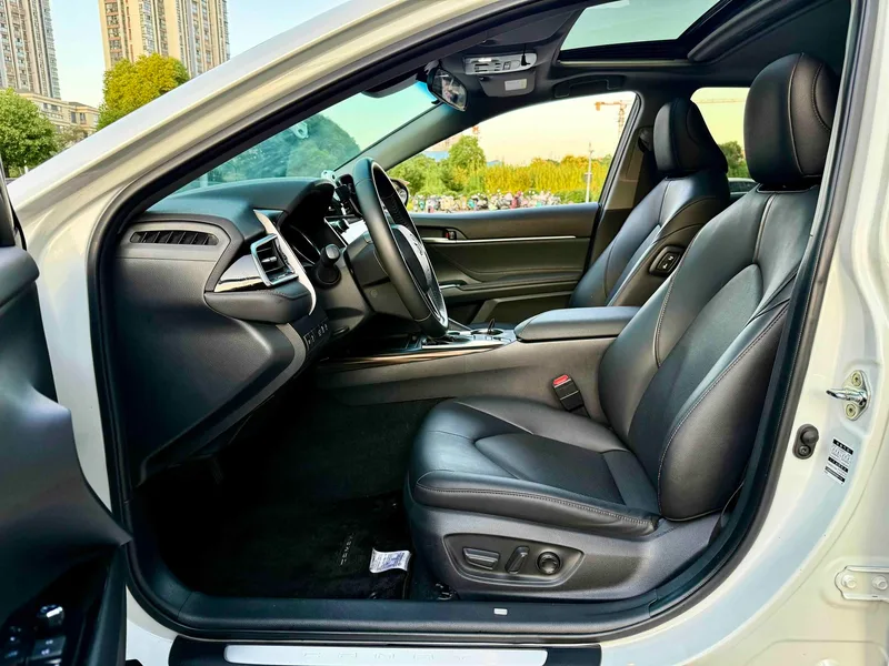 Toyota Camry 2019 2.0G Luxury Edition Country VI interior photo 11 Toyota Camry 2019 2.0G Luxury Edition Country VI interior photo 11