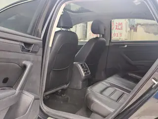 Volkswagen Passat 2017 330TSI DSG Édition honorée extérieur photo 5