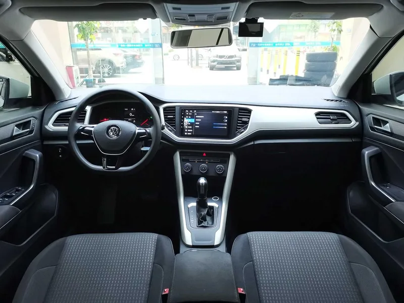Volkswagen T-Cross 2018 230TSI DSG Модная модель с двумя приводами Страна В. экстерьер фото 7