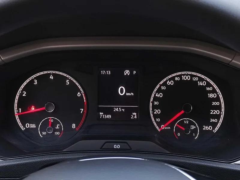 Volkswagen T-Cross 2018 230TSI DSG Модная модель с двумя приводами Страна В. интерьер фото 14