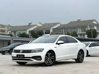 Volkswagen Lamando 2019 280TSI DSG Version confortable Pays V