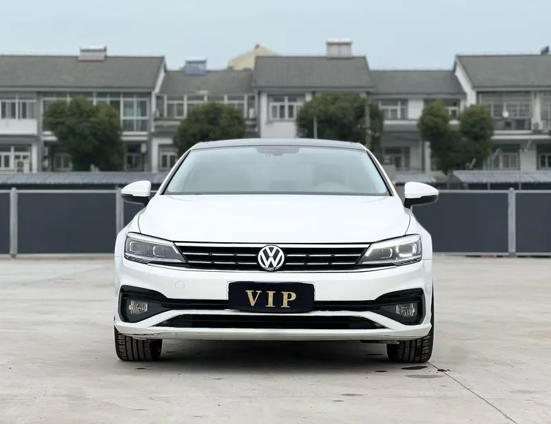 Volkswagen Lamando 2019 280TSI DSG Version confortable Pays V extérieur photo 2 Volkswagen Lamando 2019 280TSI DSG Version confortable Pays V extérieur photo 2