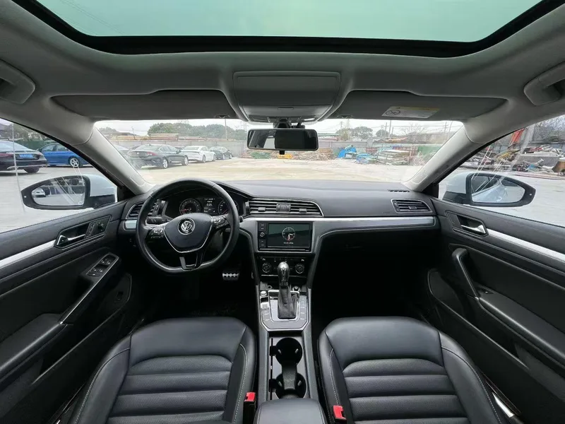 Volkswagen Lamando 2019 280TSI DSG Version confortable Pays V extérieur photo 5 Volkswagen Lamando 2019 280TSI DSG Version confortable Pays V extérieur photo 5
