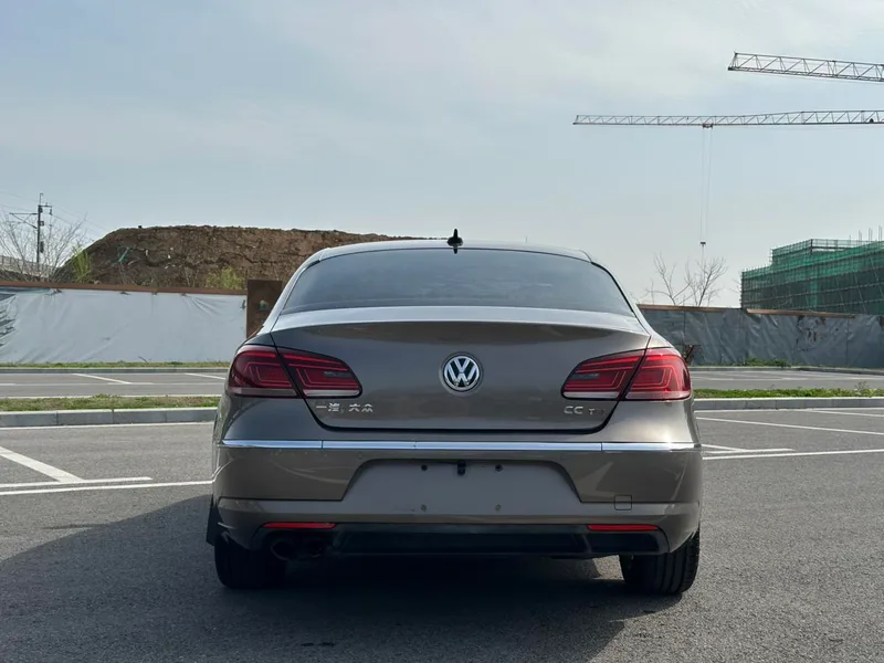 Volkswagen CC 2013 1.8TSI Luxury type exterior photo 5 Volkswagen CC 2013 1.8TSI Luxury type exterior photo 5