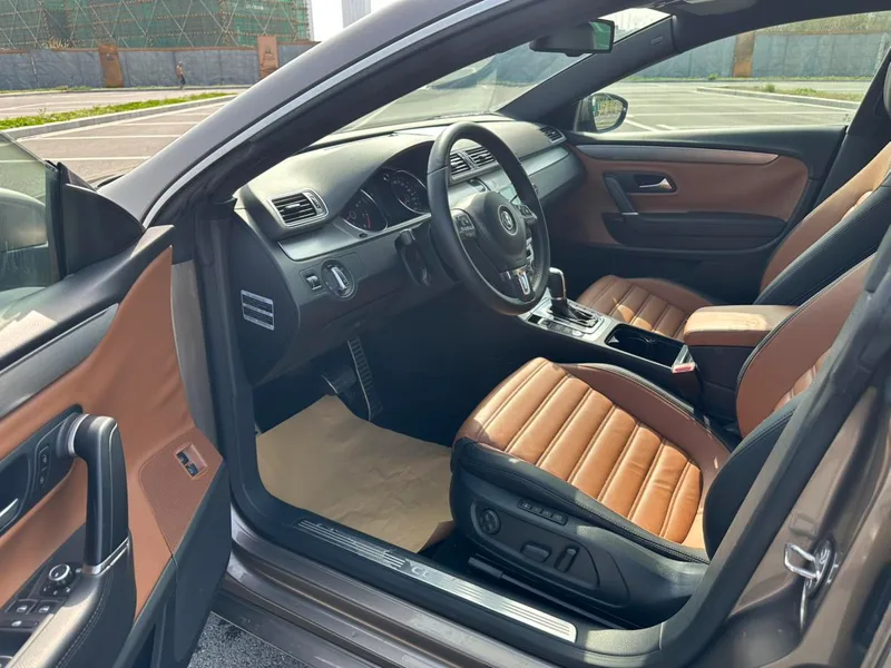 Volkswagen CC 2013 1.8TSI Luxury type interior photo 10 Volkswagen CC 2013 1.8TSI Luxury type interior photo 10