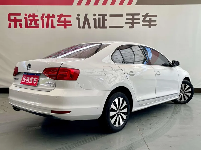 Volkswagen Sagitar 2018 280TSI DSG Comfortable exterior photo 5 Volkswagen Sagitar 2018 280TSI DSG Comfortable exterior photo 5