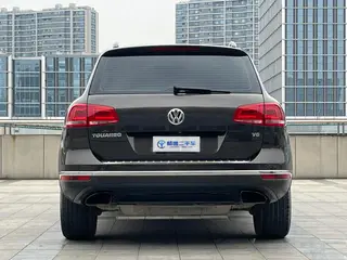 Volkswagen Touareg 2017 3.0TSI Tuoye type exterior photo 4 Volkswagen Touareg 2017 3.0TSI Tuoye type exterior photo 4