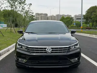 Volkswagen Passat 2017 330TSI DSG Honor Edition exterior photo 2 Volkswagen Passat 2017 330TSI DSG Honor Edition exterior photo 2