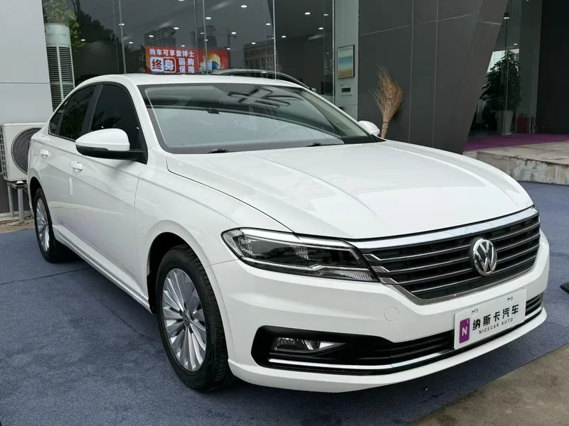 Volkswagen Lavida 2018 1.5L Automatic Comfort Version China V exterior photo 3 Volkswagen Lavida 2018 1.5L Automatic Comfort Version China V exterior photo 3
