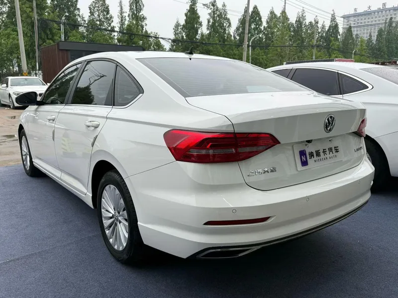 Volkswagen Lavida 2018 1.5L Automatic Comfort Version China V interior photo 6 Volkswagen Lavida 2018 1.5L Automatic Comfort Version China V interior photo 6