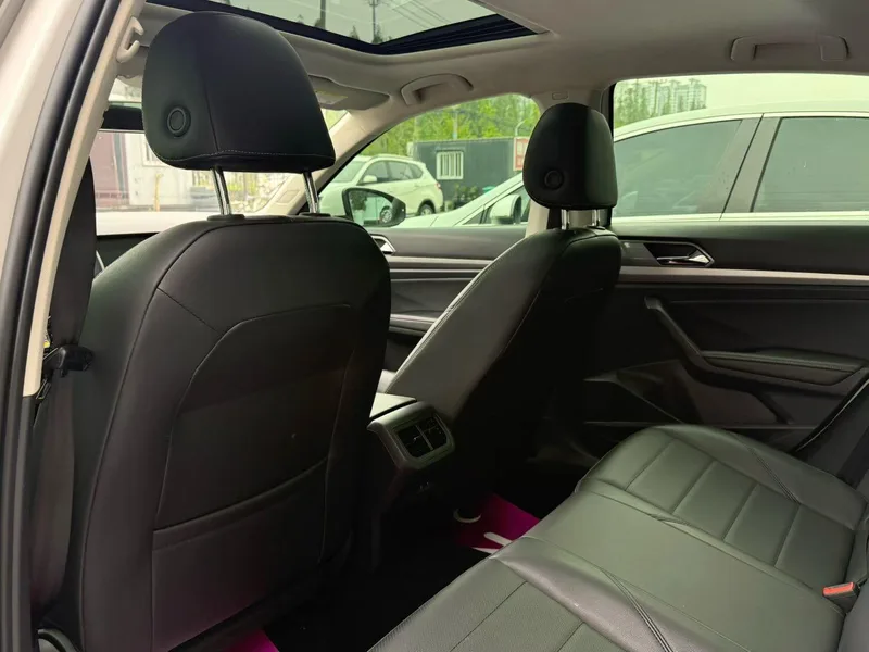 Volkswagen Lavida 2018 1.5L Automatic Comfort Version China V interior photo 8 Volkswagen Lavida 2018 1.5L Automatic Comfort Version China V interior photo 8