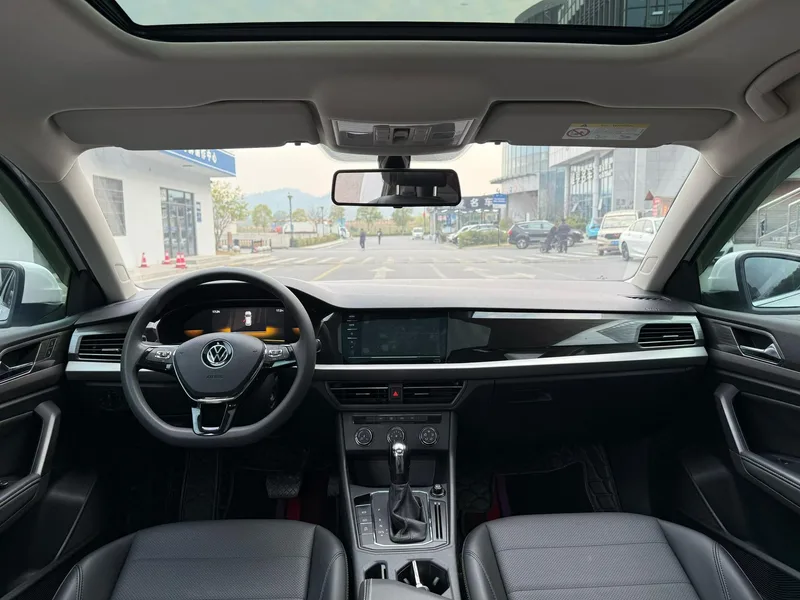 Volkswagen Lavida 2021 1.5L Version confort automatique intérieur photo 9 Volkswagen Lavida 2021 1.5L Version confort automatique intérieur photo 9